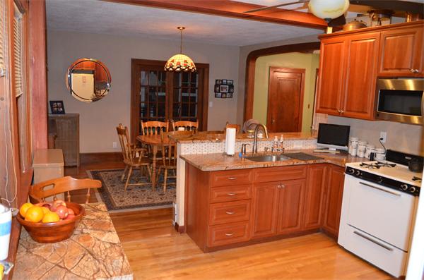 28 Arbutus Road Worcester, MA 01606 - Photo 8 of 26 Gallery Image 8