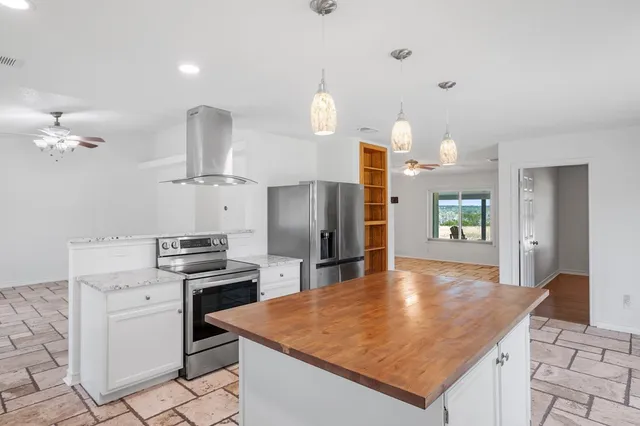 $795,000 | 110 Live Oak Lane, Kerrville, TX 78028