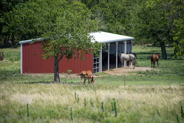 $795,000 | 110 Live Oak Lane, Kerrville, TX 78028