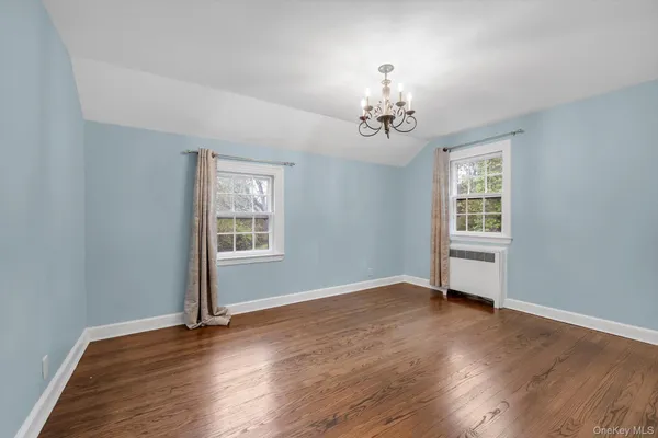 $15,000 | 10 Hidden Pond, Glen Head, NY 11545