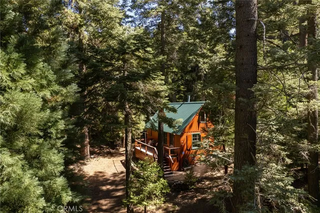 $449,000 | 629 Lodge Lane, Twin Peaks, CA 92391