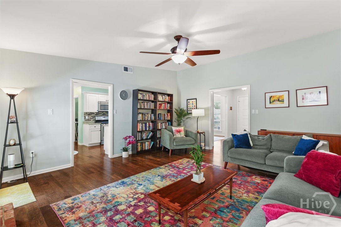 920 Mill Drive Savannah, GA 31419 - Photo 6 of 33