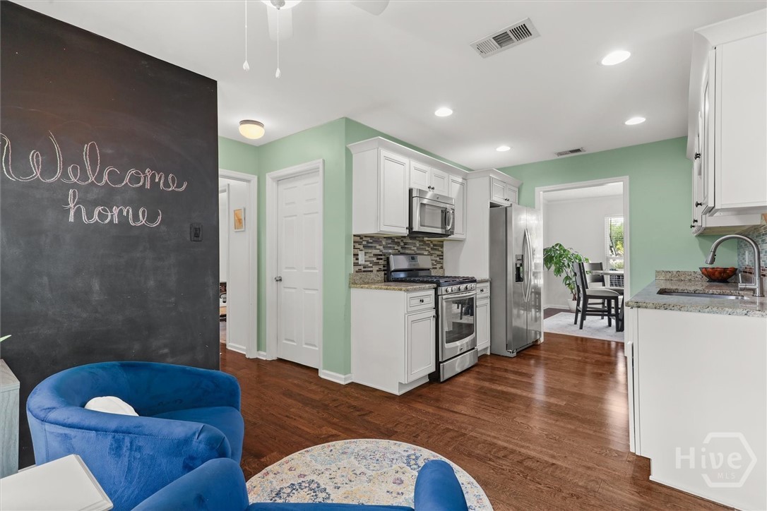 920 Mill Drive Savannah, GA 31419 - Photo 8 of 33