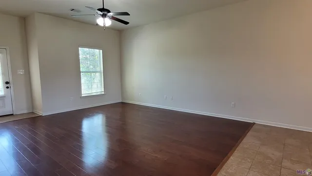 $1,850 | 14407 Tanya Drive, Gonzales, LA 70737