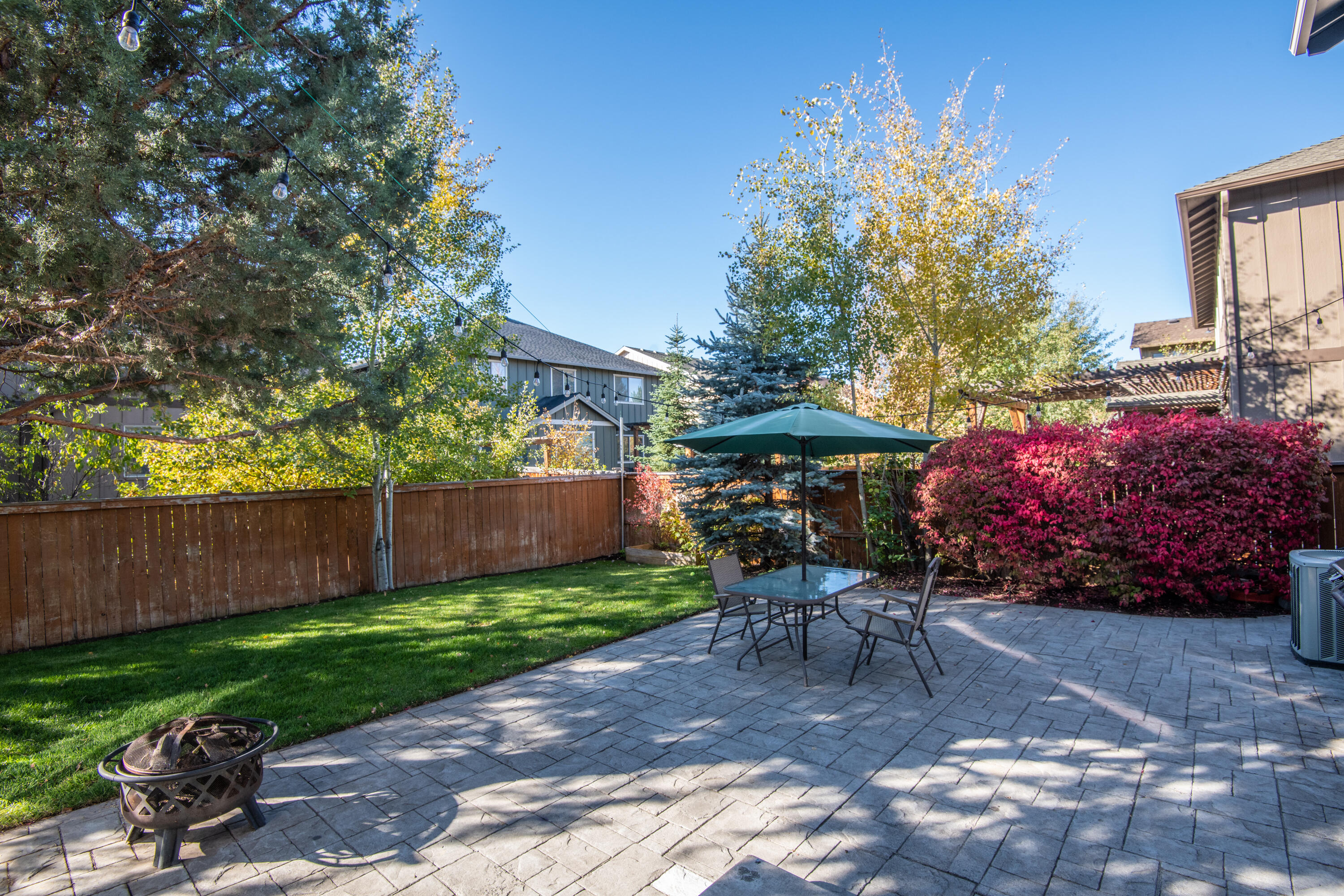 21171 Ritz Place Bend, OR 97702 - Photo 11 of 34 9.0