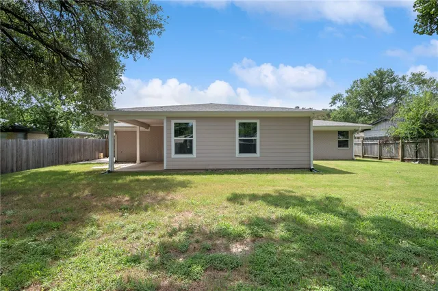 $2,800 | 304 Dunn Street, Bryan, TX 77801
