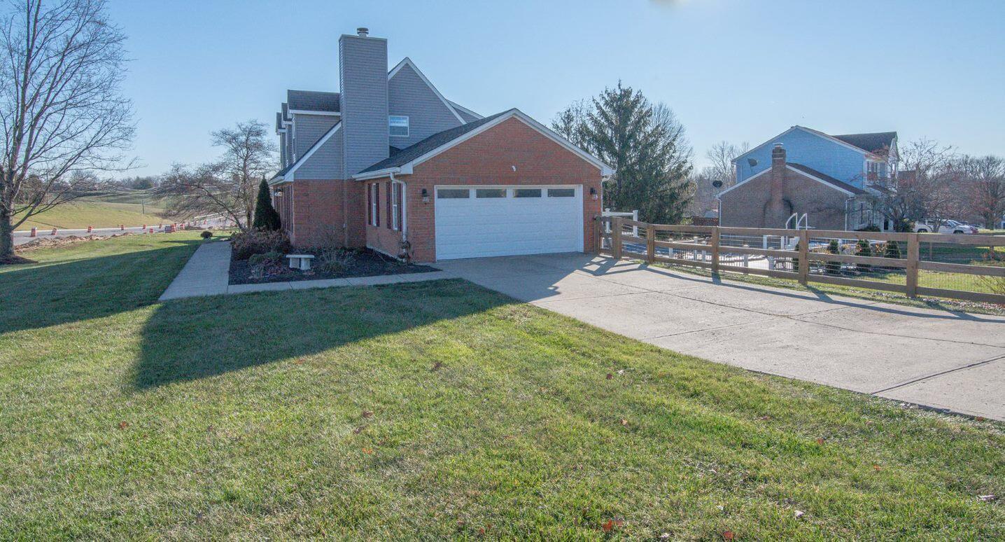 7957 Pleasant Valley Road Florence, KY 41042 - Photo 18 of 47 Gallery Image 18