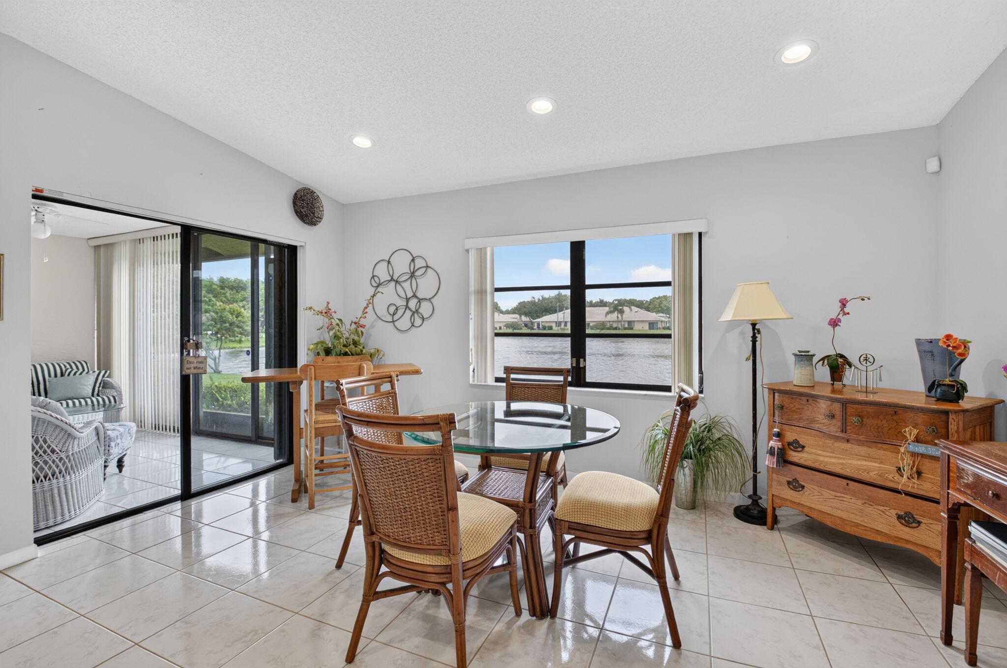 8427 Parkgate Road, Unit C Boca Raton, FL 33496 - Photo 11 of 49 Dining / LivingArea