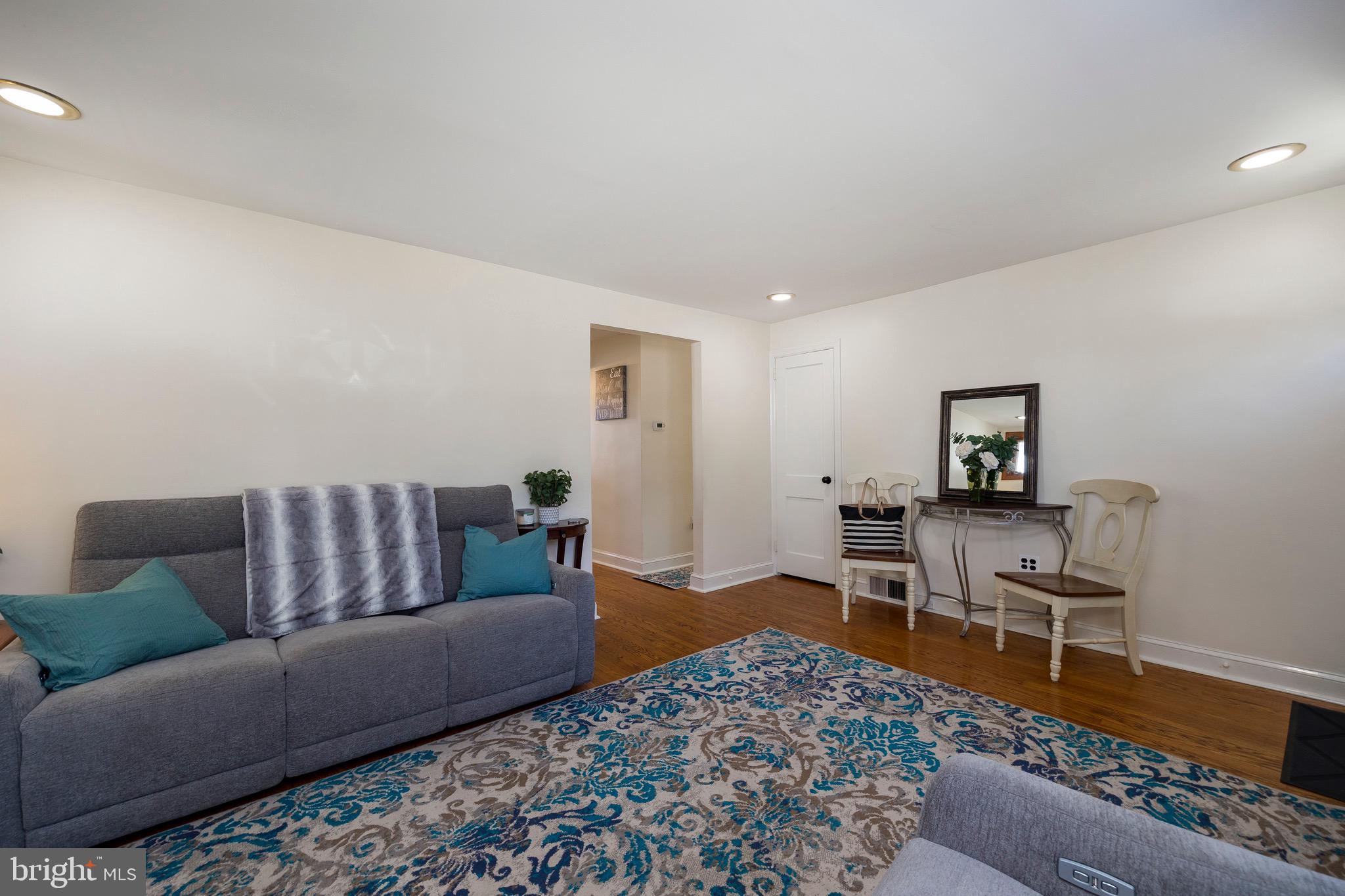 29 Northwood Road Newtown Square, PA 19073 - Photo 5 of 36 Gallery Image 5