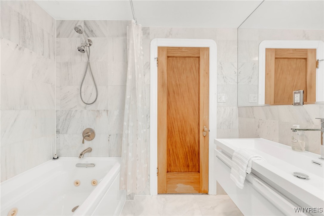 183 Ruskin Road Amherst, NY 14226 - Photo 21 of 31