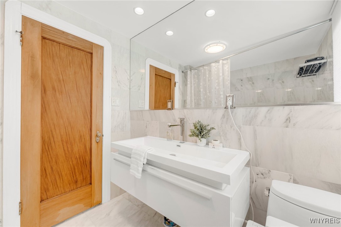 183 Ruskin Road Amherst, NY 14226 - Photo 22 of 31