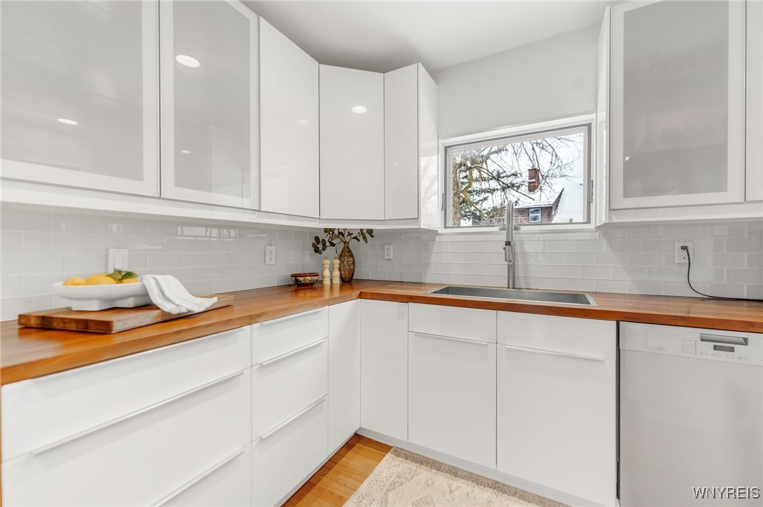 183 Ruskin Road Amherst, NY 14226 - Photo 10 of 31