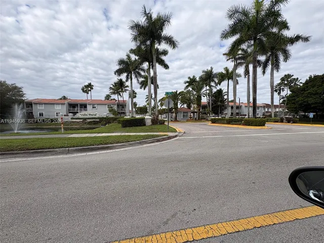 $2,800 | 4744 Northwest 114th Avenue, Unit 102, Doral, FL 33178