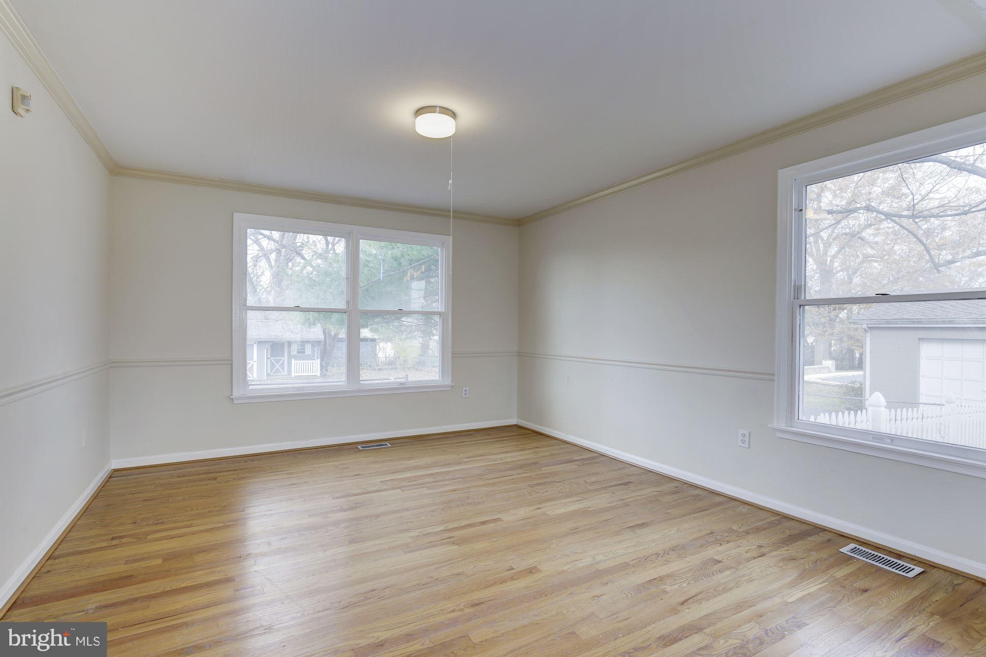 2925 Fairland Road Silver Spring, MD 20904 - Photo 11 of 60 Dining Room