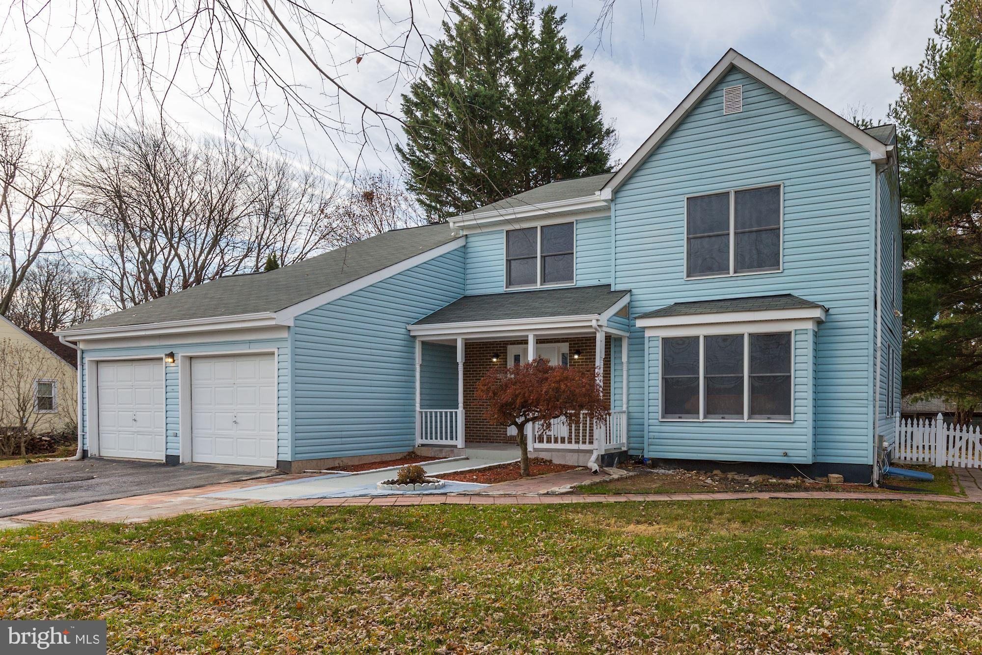 2925 Fairland Road Silver Spring, MD 20904 - Photo 3 of 60 Large yard