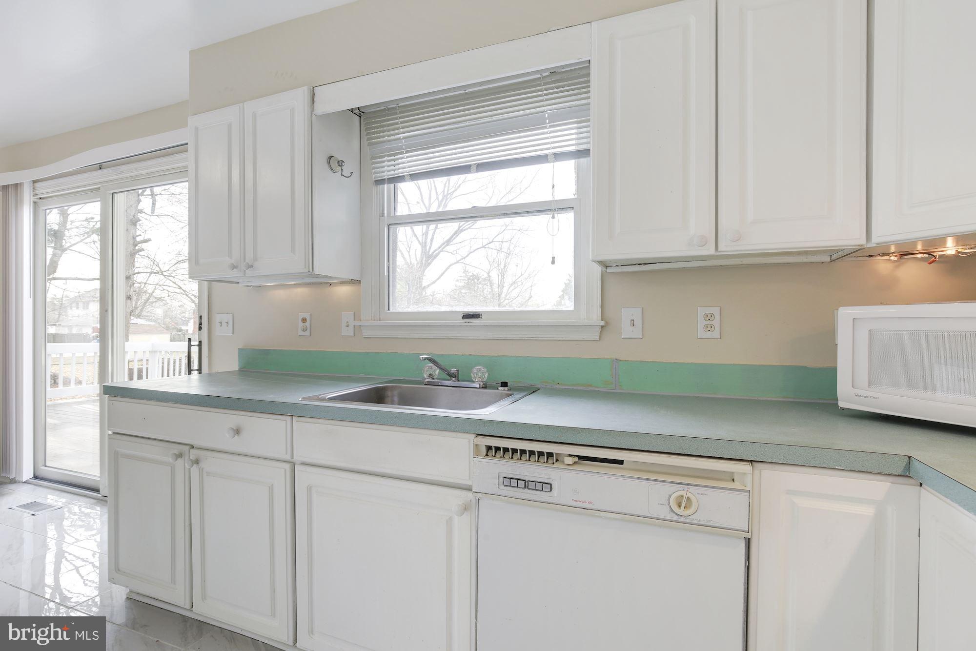 2925 Fairland Road Silver Spring, MD 20904 - Photo 23 of 60 Dishwasher