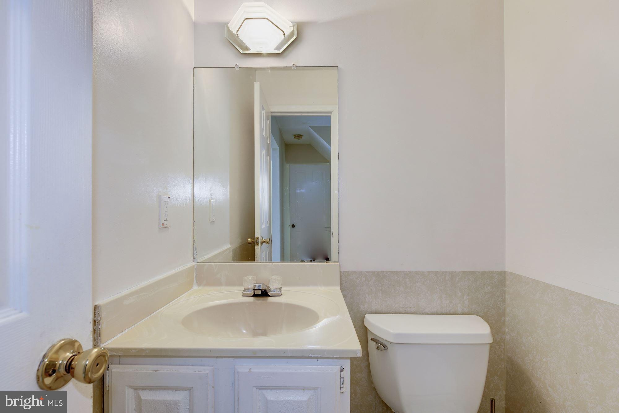 2925 Fairland Road Silver Spring, MD 20904 - Photo 29 of 60 Half bath