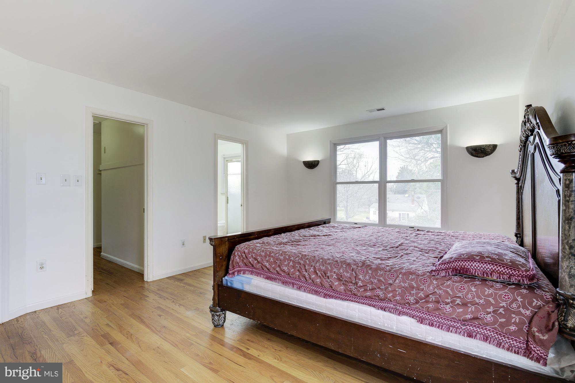 2925 Fairland Road Silver Spring, MD 20904 - Photo 31 of 60 Hardwood floor