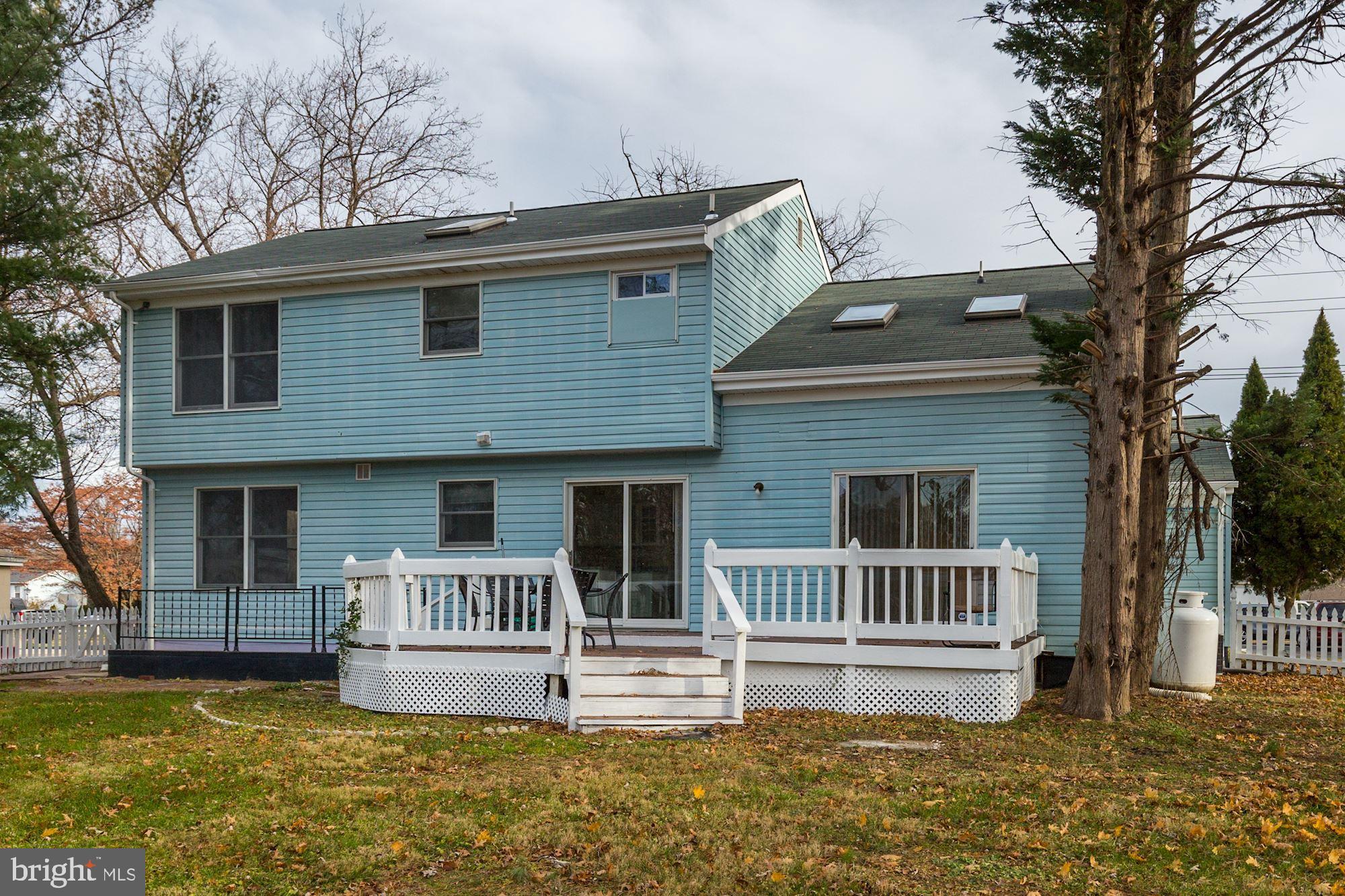 2925 Fairland Road Silver Spring, MD 20904 - Photo 55 of 60 large deck