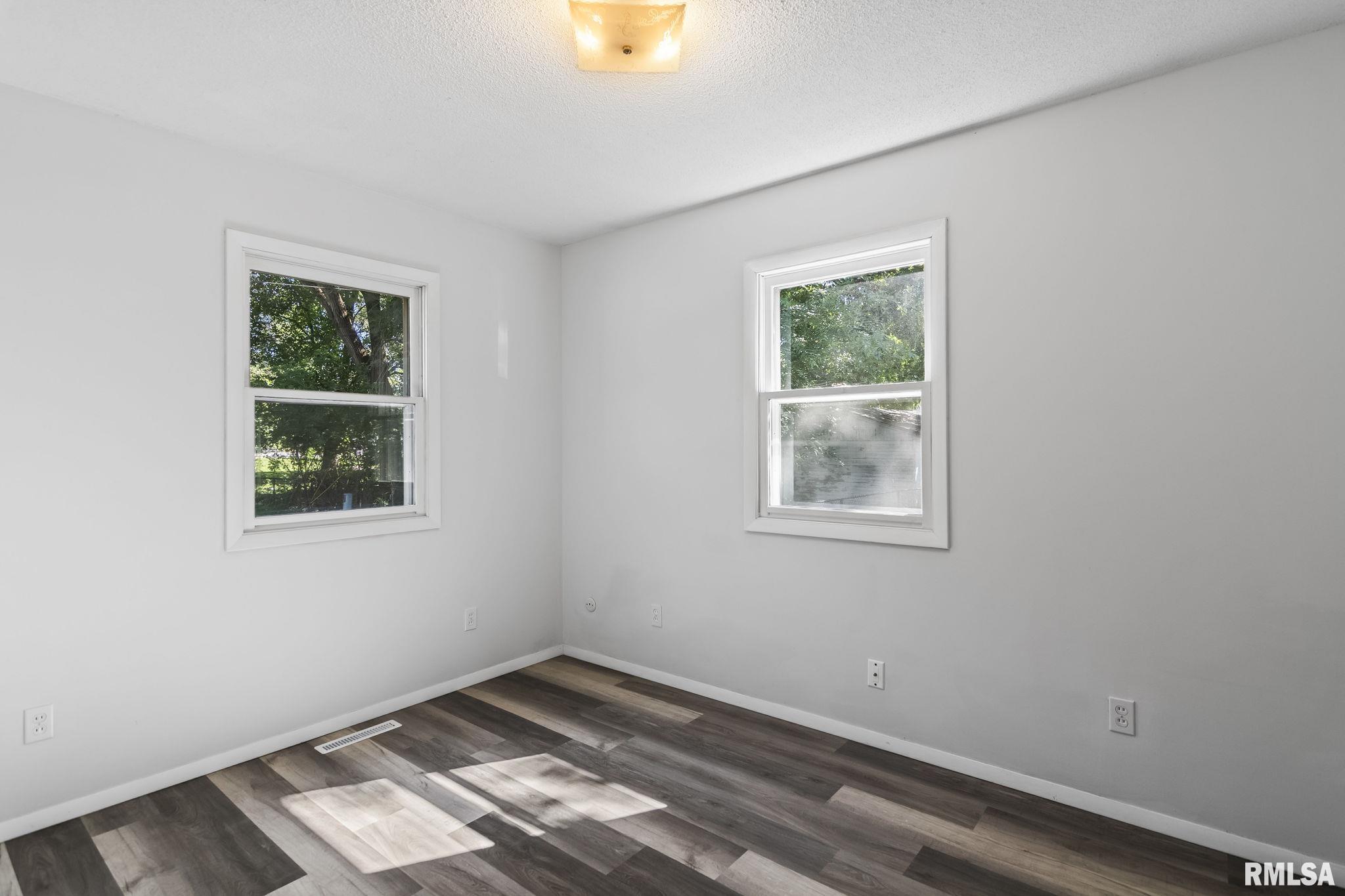 2523 Ridge Avenue Springfield, IL 62702 - Photo 24 of 31 Gallery Image 24