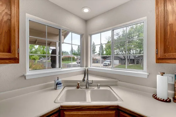 $485,000 | 1675 Hominy Way, Redding, CA 96003