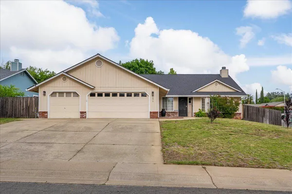 $485,000 | 1675 Hominy Way, Redding, CA 96003