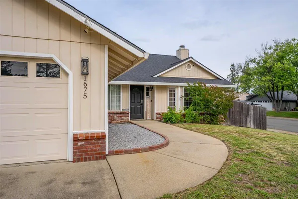 $485,000 | 1675 Hominy Way, Redding, CA 96003