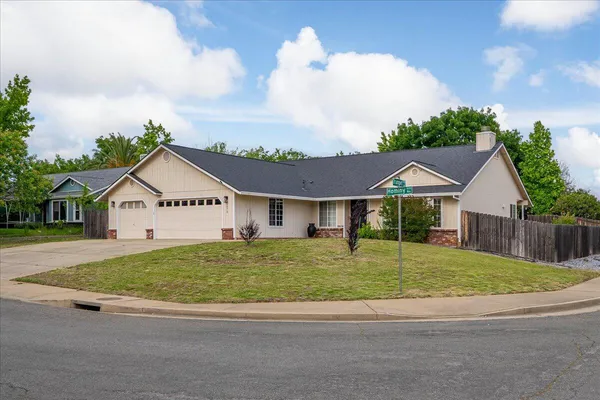 $485,000 | 1675 Hominy Way, Redding, CA 96003