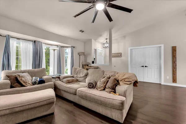 $485,000 | 1675 Hominy Way, Redding, CA 96003
