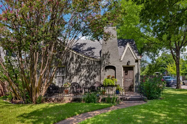 $1,395,000 | 4214 Sinclair Avenue, Austin, TX 78756
