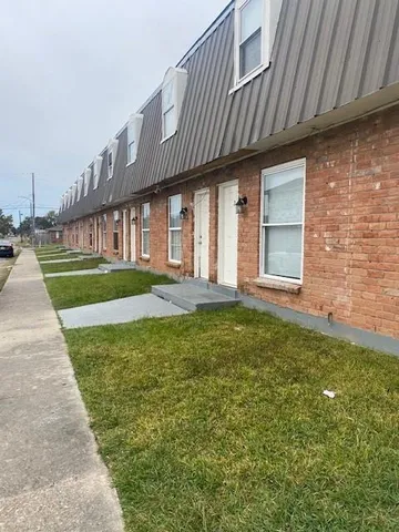 $1,150 | 7700 Read Boulevard, Unit 7, New Orleans, LA 70127