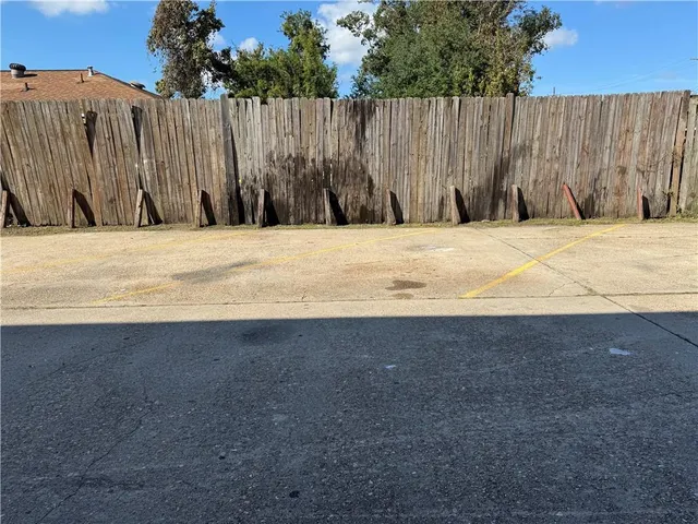 $1,150 | 7700 Read Boulevard, Unit 7, New Orleans, LA 70127