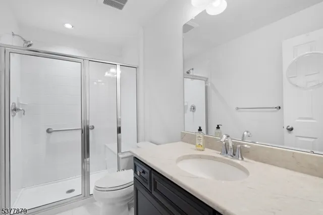 $1,095,000 | 16 Lee Drive, Morristown, NJ 07960