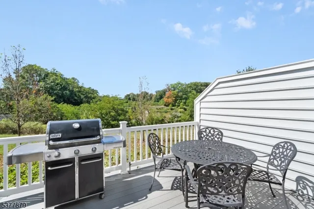 $1,095,000 | 16 Lee Drive, Morristown, NJ 07960