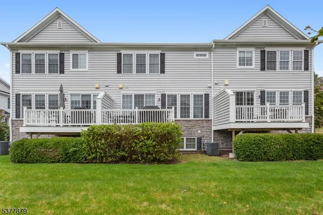 $1,095,000 | 16 Lee Drive, Morristown, NJ 07960