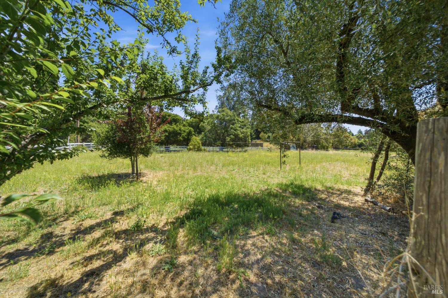 4570 Petaluma Hill Road Santa Rosa, CA 95404 - Photo 39 of 40