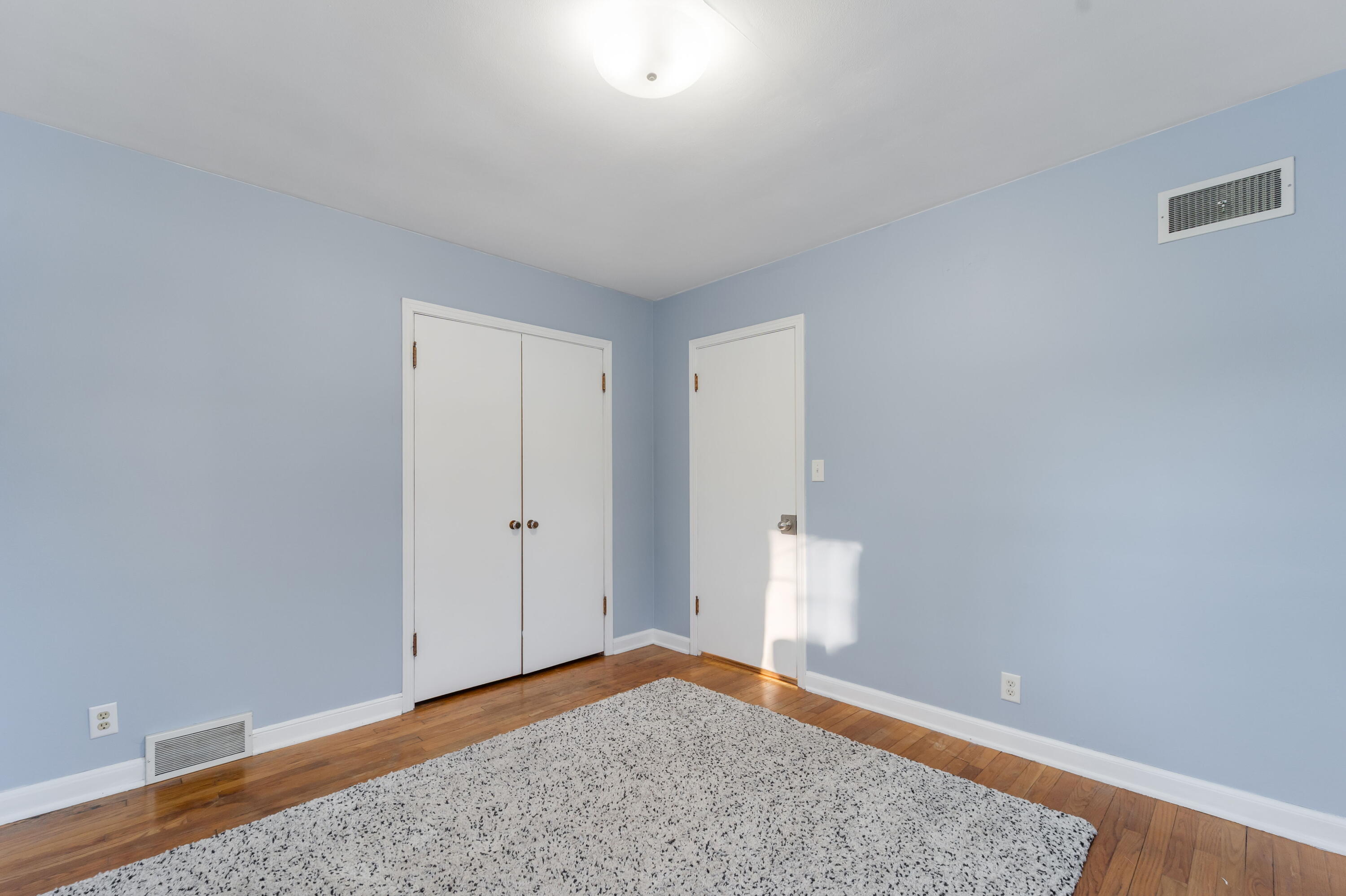 3930 West Portage Street Milwaukee, WI 53209 - Photo 12 of 18 Main Floor 3rd Bedroom'