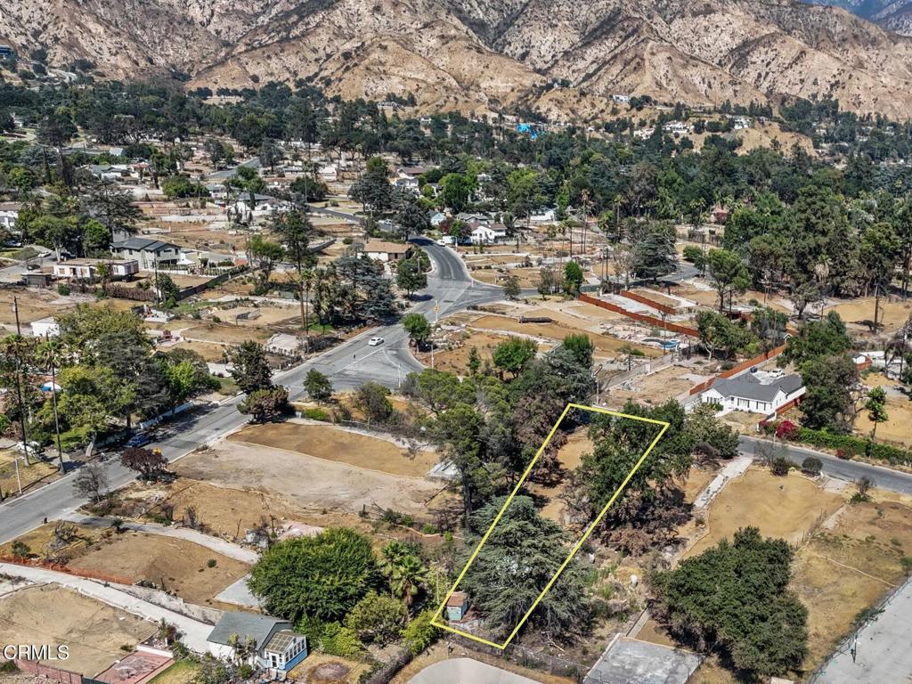 2717 Maiden Lane Altadena, CA 91001 - Photo 5 of 7 an aerial view of residential houses with outdoor space