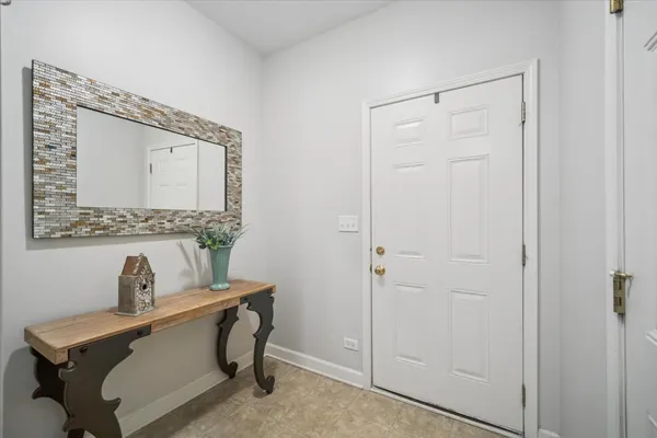 $410,000 | 1158 Orangery Court, Carol Stream, IL 60188