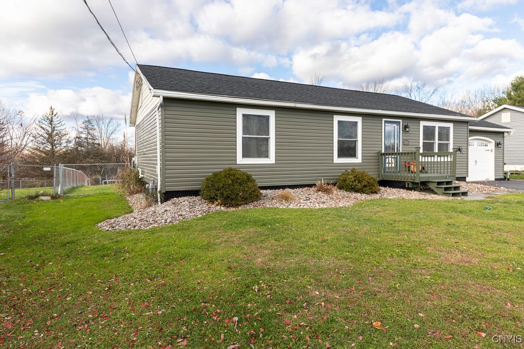 5255 Guy Young Road Brewerton, NY 13029 - Photo 2 of 35