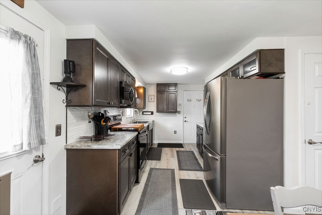 5255 Guy Young Road Brewerton, NY 13029 - Photo 8 of 35