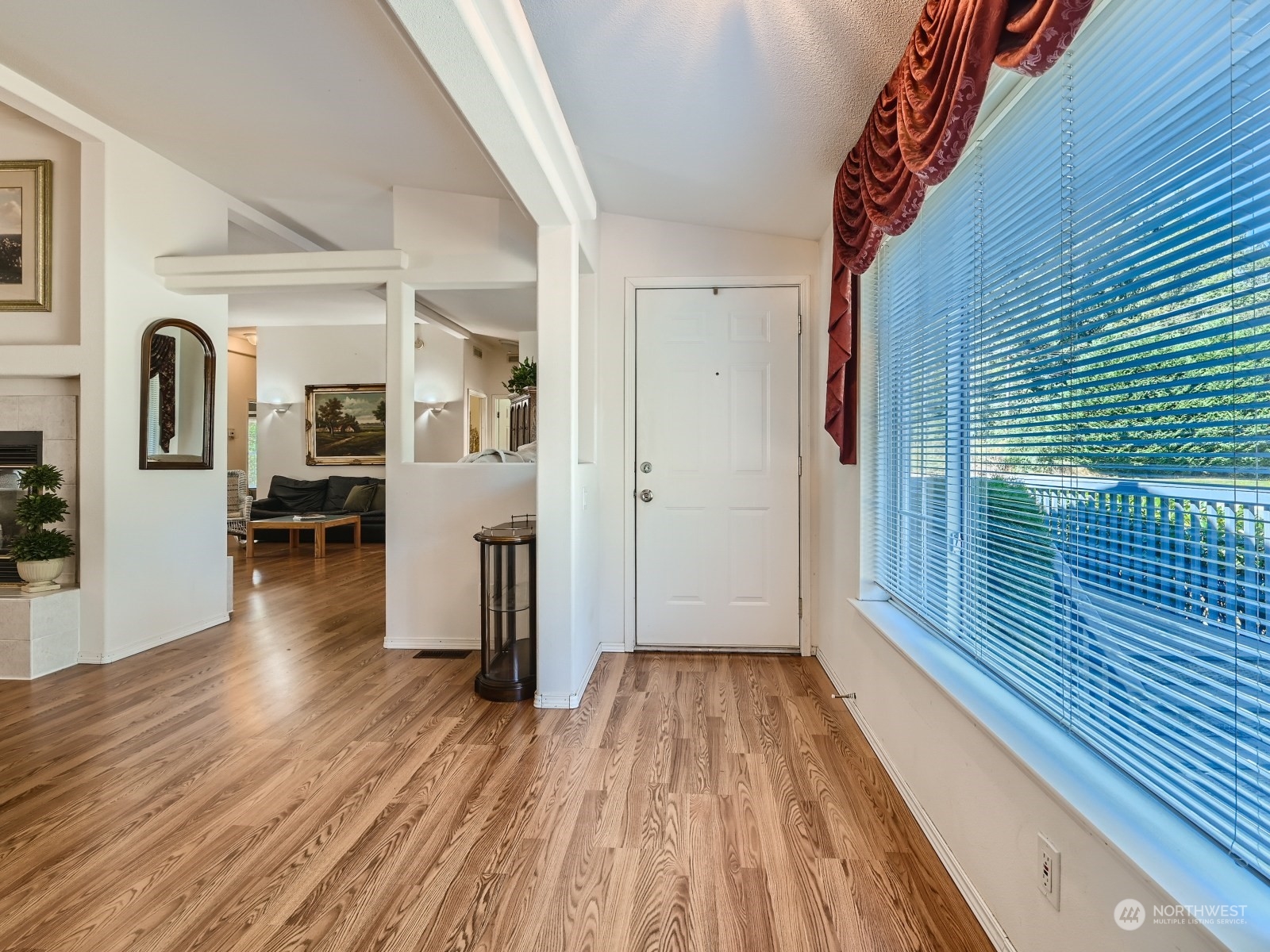 307 South Machias Road Snohomish, WA 98290 - Photo 4 of 27 Gallery Image 4