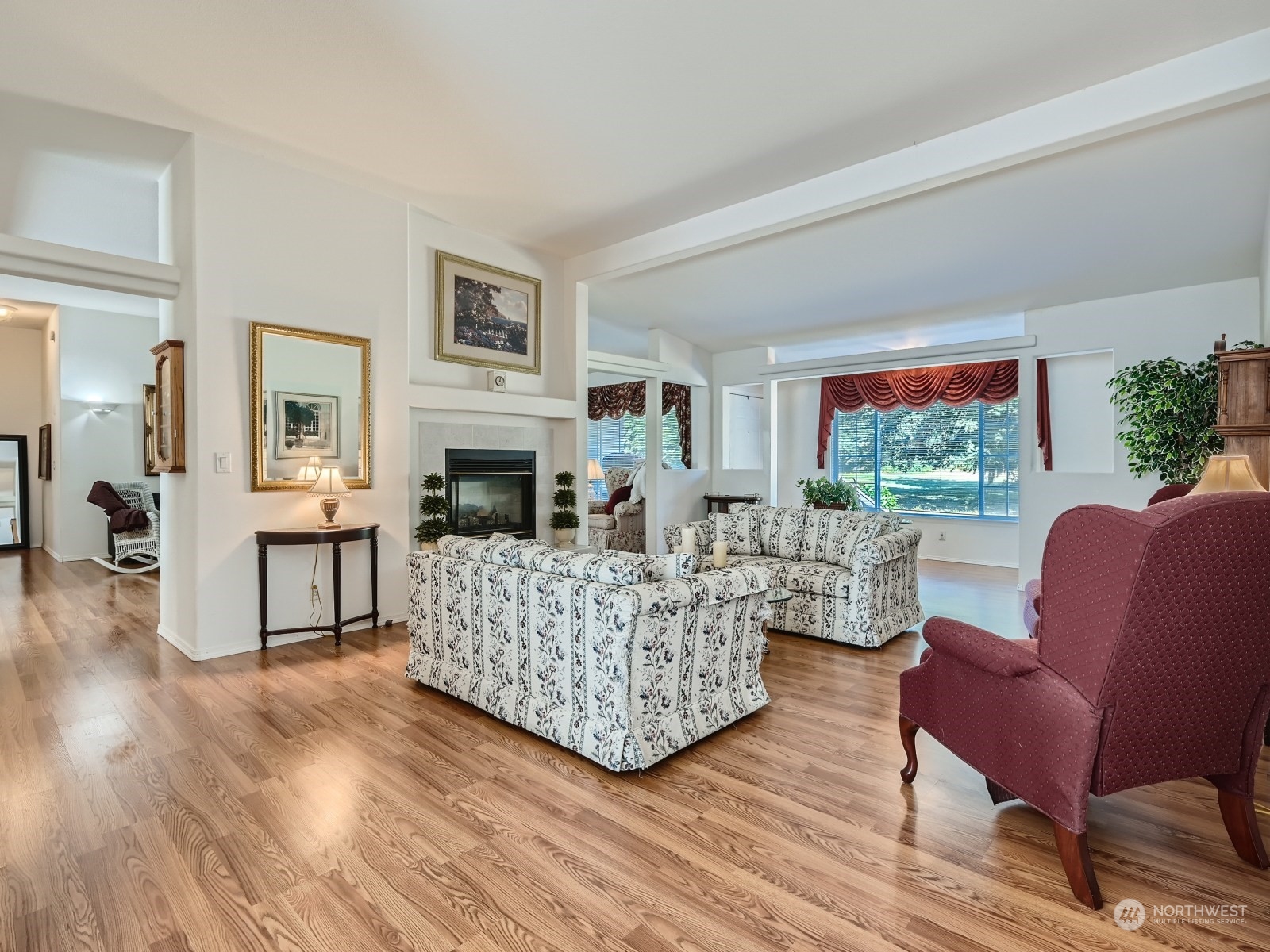 307 South Machias Road Snohomish, WA 98290 - Photo 5 of 27 Gallery Image 5