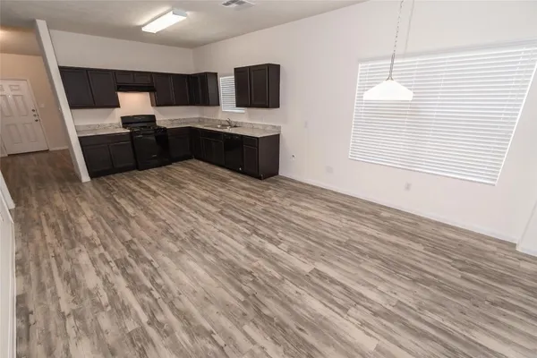 $2,150 | 58 Santa Barbara Drive, Manvel, TX 77578