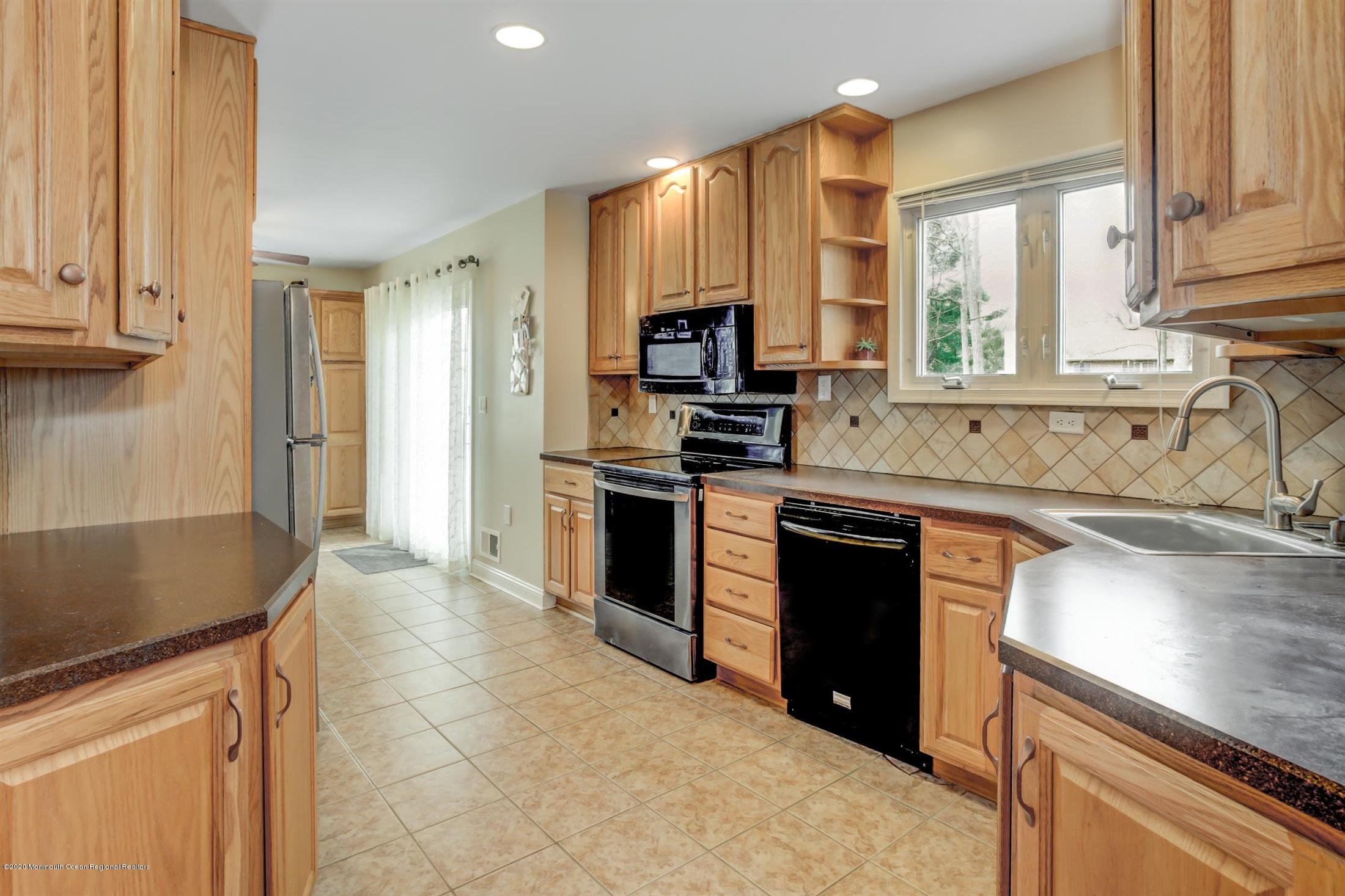 07-Kitchen