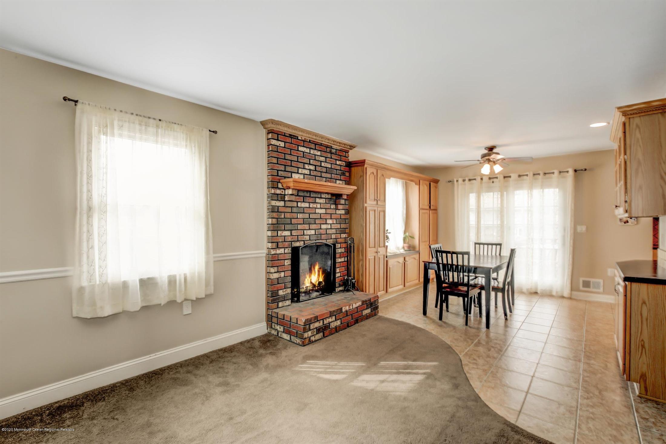 113 Johnathan Road Manchester Township, NJ 08759 - Photo 9 of 24 09-Family Room to Kitchen