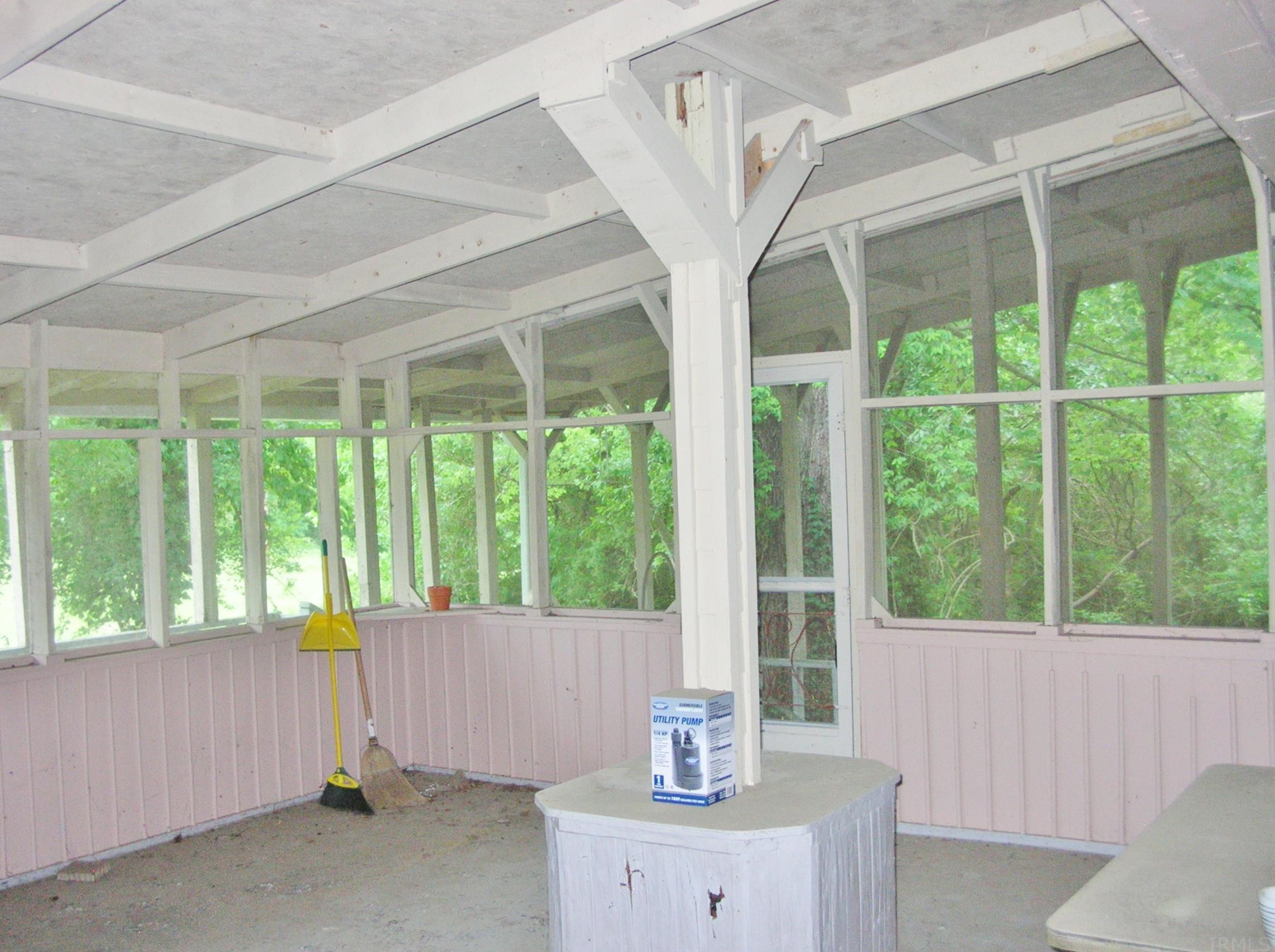 5016 Stringtown Road Evansville, IN 47711 - Photo 14 of 18 Gallery Image 14