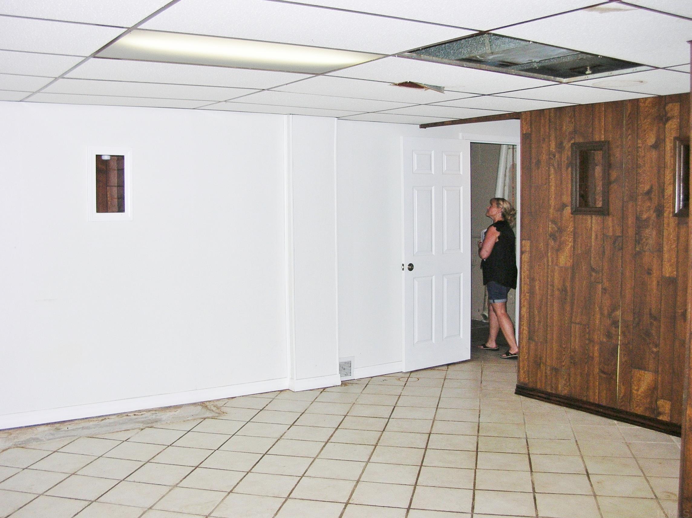 5016 Stringtown Road Evansville, IN 47711 - Photo 5 of 18 Gallery Image 5