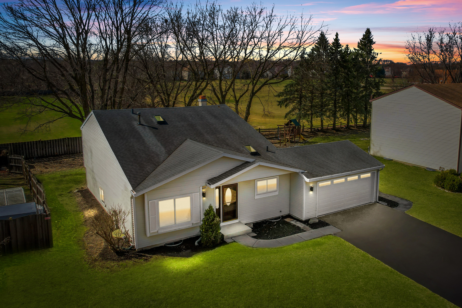 2735 Springdale Circle Naperville, IL 60564 - Photo 1 of 46