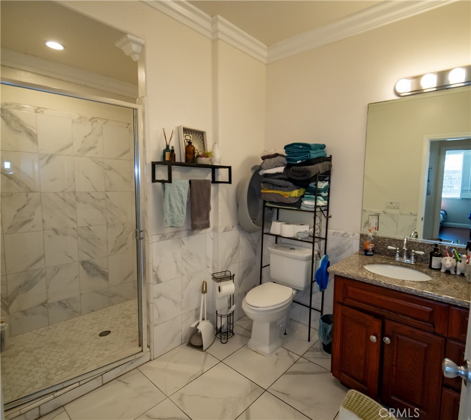 2021 Miramar Street Los Angeles, CA 90057 - Photo 38 of 44